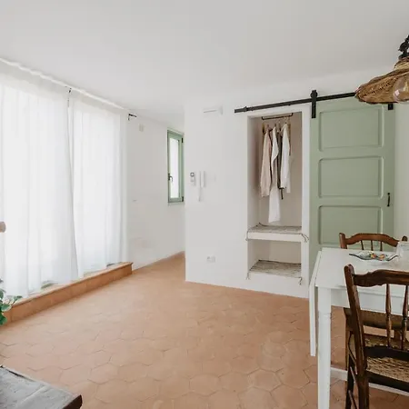 Homestay Casa Astura